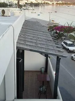 Malion Guest house Adamantas (Milos)