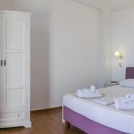 Malion Guest house Adamantas (Milos)