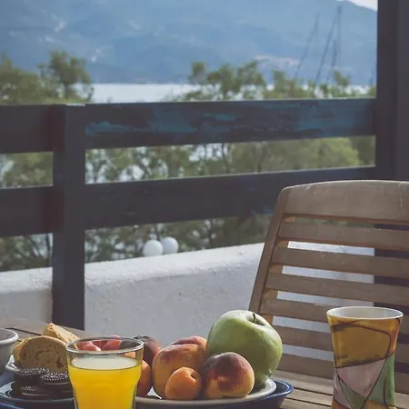 Malion Guest house Adamantas (Milos)