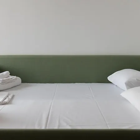 Malion Guest house *