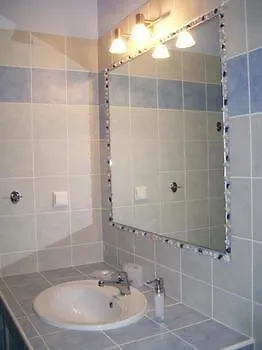 Malion 4* אדאמאס