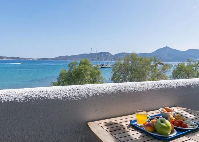 Malion 4* Adamantas (Milos)