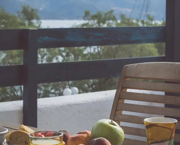 Malion בית הארחה אדאמאס