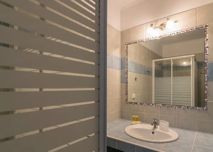 בית הארחה Malion אדאמאס